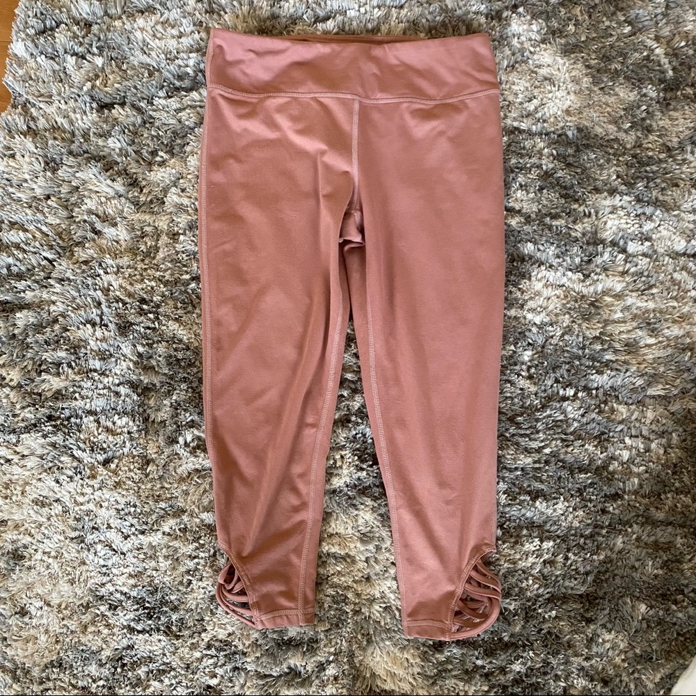 LEGGINGS